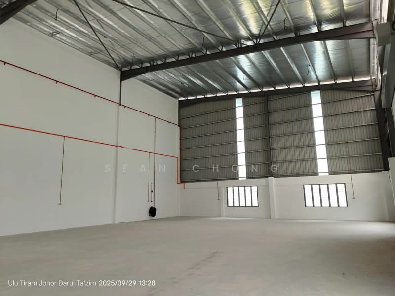 Semi-D Factory for Rent in Taman Desa Cemerlang (Ulu Tiram) - Sean Chong - Interior - PropertyGuru.com.my