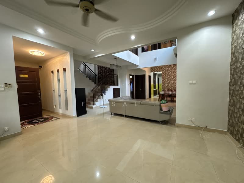 Semi-Detached House for Sale in Mutiara Damansara (Selangor) - Feisal . - Living Room - PropertyGuru.com.my