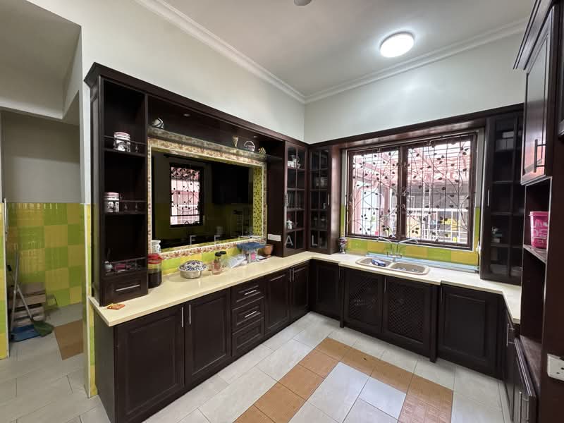 Semi-Detached House for Sale in Mutiara Damansara (Selangor) - Feisal . - Kitchen - PropertyGuru.com.my