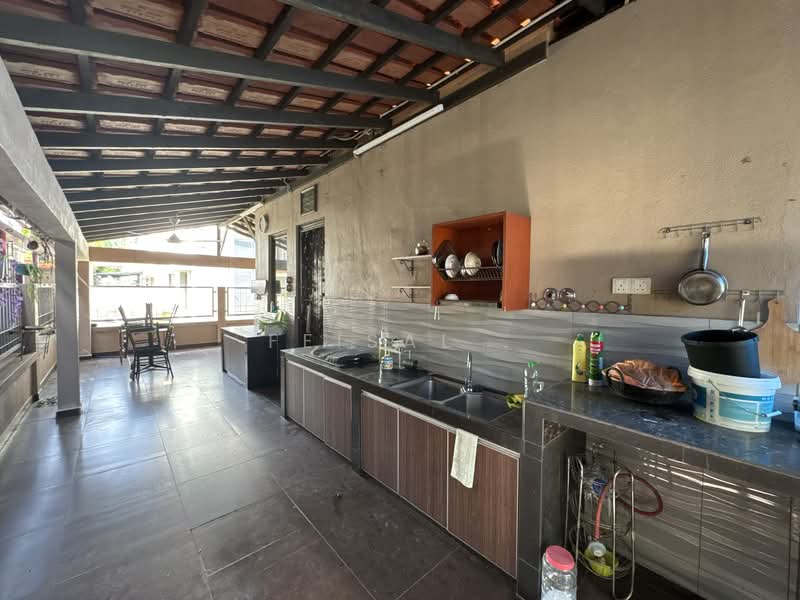 Semi-Detached House for Sale in Mutiara Damansara (Selangor) - Feisal . - Kitchen - PropertyGuru.com.my
