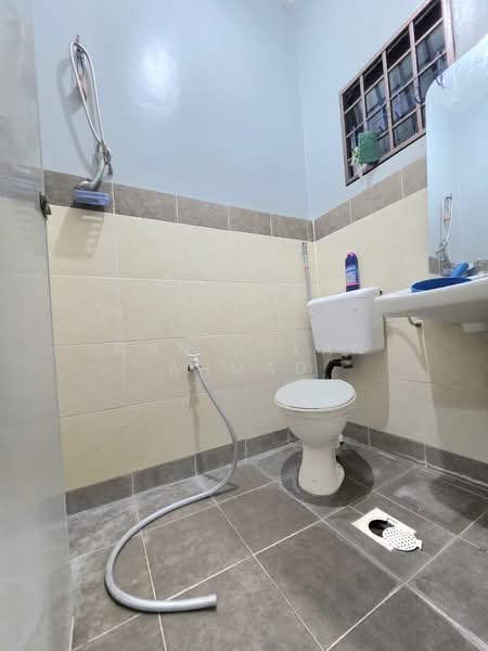 Semi-Detached House for Sale in Telok Panglima Garang (Selangor) - Wan Azlan Ahmad - PropertyGuru.com.my