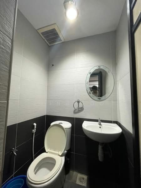 2-storey Terraced House for Sale in Taman Danau Kota (Setapak) - Eling Loo - Bathroom - PropertyGuru.com.my