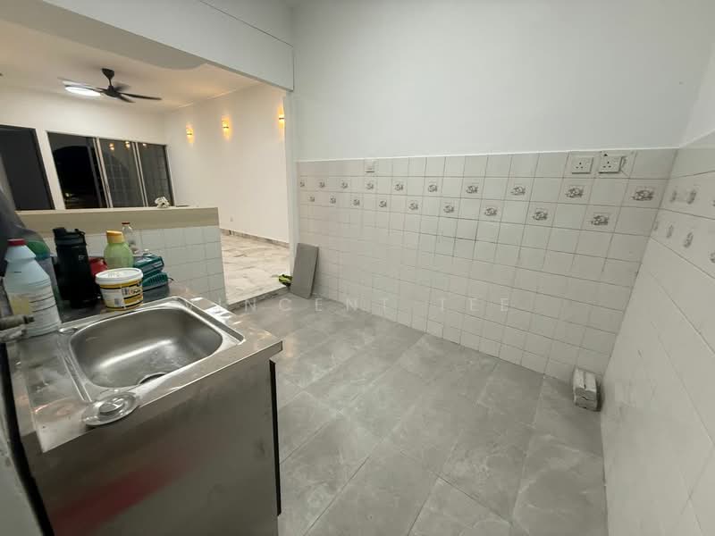 Apartment for Rent at Metro Villa - Vincent Tee - Kitchen - PropertyGuru.com.my