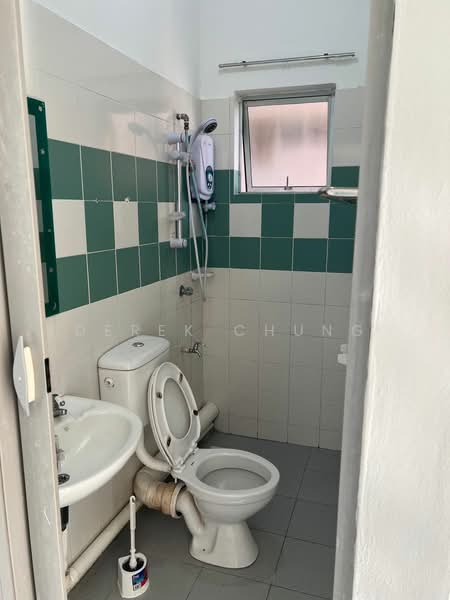 Apartment for Sale at Taman Nelly Phase 8A Apartment - Derek Chung - Bathroom - PropertyGuru.com.my