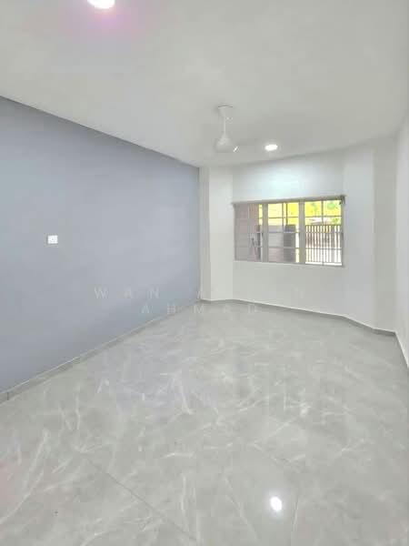 1-storey Terraced House for Sale in Telok Panglima Garang (Selangor) - Wan Azlan Ahmad - PropertyGuru.com.my