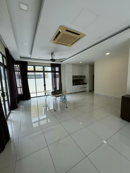 Semi-Detached House for Sale in Skudai (Johor) - Heng . - Living Room - PropertyGuru.com.my