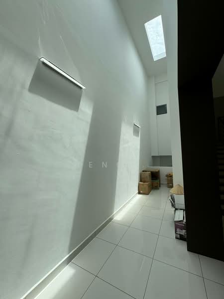 Semi-Detached House for Sale in Skudai (Johor) - Heng . - Corridor - PropertyGuru.com.my