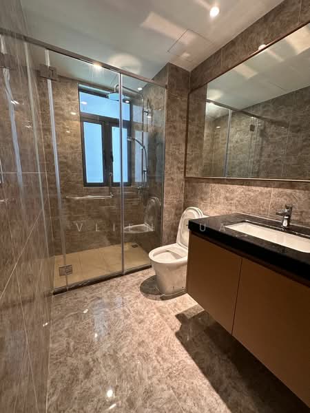 Condominium for Rent at R&F Princess Cove Phase 2-Seine Region - Vlien Lua - Bathroom - PropertyGuru.com.my