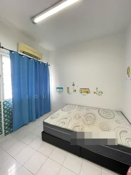 2-storey Terraced House for Rent in Bandar Bukit Tinggi (Klang) - Louis Chan - Bedroom - PropertyGuru.com.my