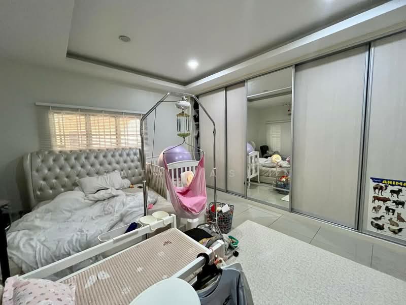 Semi-Detached House for Sale in Taman Melewar (Gombak) - Zaty Jasmin - Bedroom - PropertyGuru.com.my