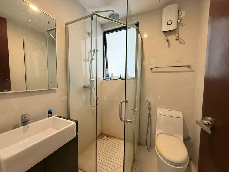 Condominium for Sale at Bay Laurel @ Country Garden Danga Bay - Winson Tan - Bathroom - PropertyGuru.com.my