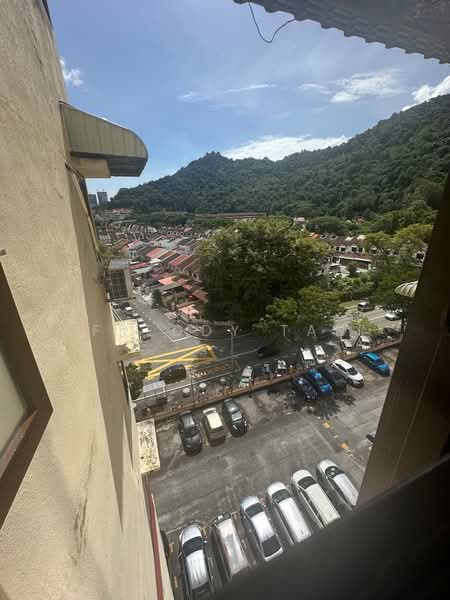 Pangsapuri untuk Dijual di Taman Pekaka Block 33 - Freddy Tan - Exterior - PropertyGuru.com.my