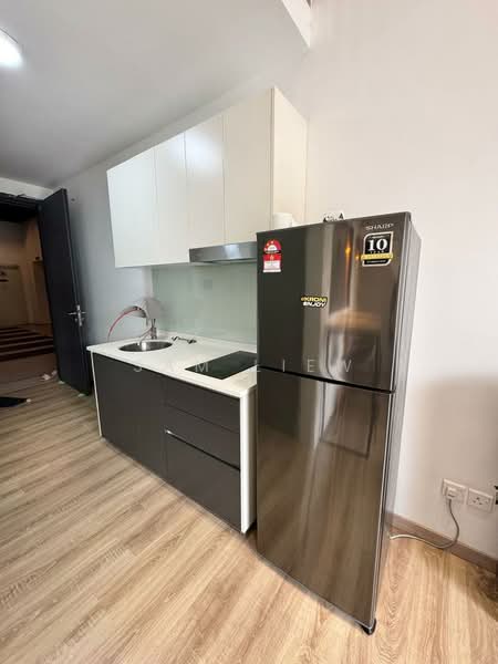 Servis Apartment untuk Disewa di Emporis - Sam Liew - Kitchen - PropertyGuru.com.my