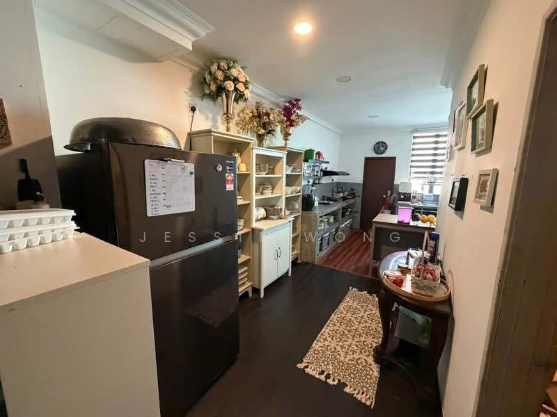 Terraced House for Sale in Bandar Tasik Puteri (Rawang) - Jessie Wong - Kitchen - PropertyGuru.com.my