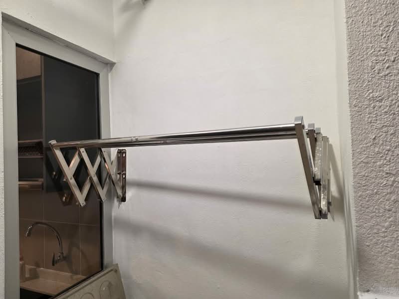 Pangsapuri untuk Disewa di Residensi Akasia Jubilee - Kim Ling - Yard - PropertyGuru.com.my