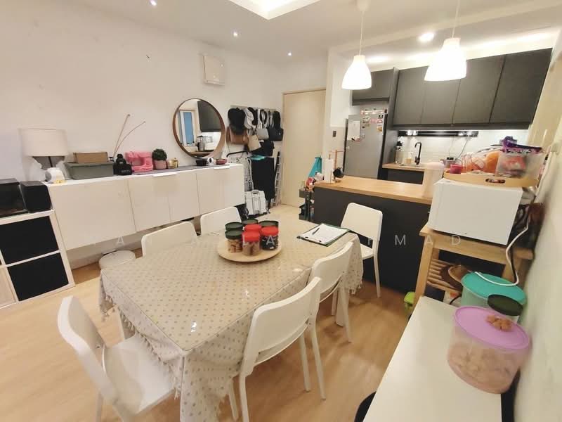 Apartment for Sale at De Bayu Apartment - Wan Azlan Ahmad - PropertyGuru.com.my