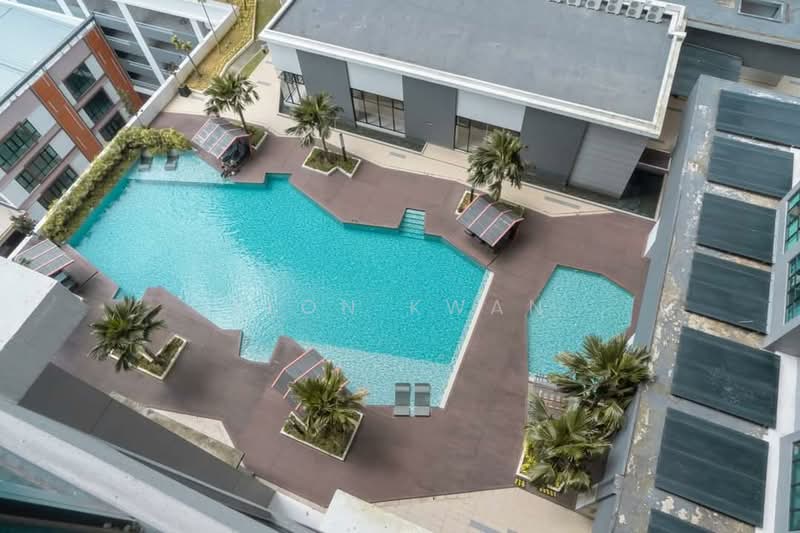 Service Residence for Sale at Conezion Residences - Leon Kwan - Pool - PropertyGuru.com.my