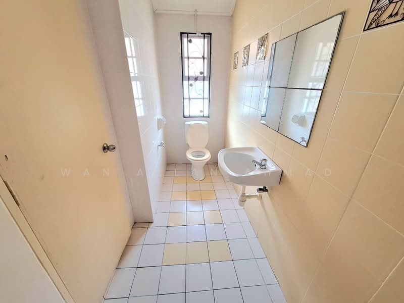 2-storey Terraced House for Sale in Denai Alam (Shah Alam) - Wan Azlan Ahmad - PropertyGuru.com.my