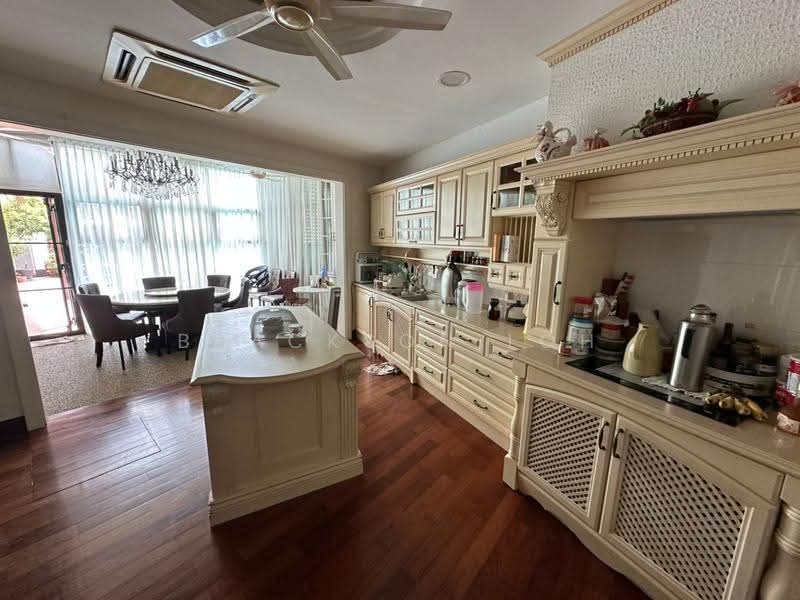 Rumah Berkembar untuk Dijual di Riverview Kemensah (Melawati) - Brackson Loh - Kitchen - PropertyGuru.com.my