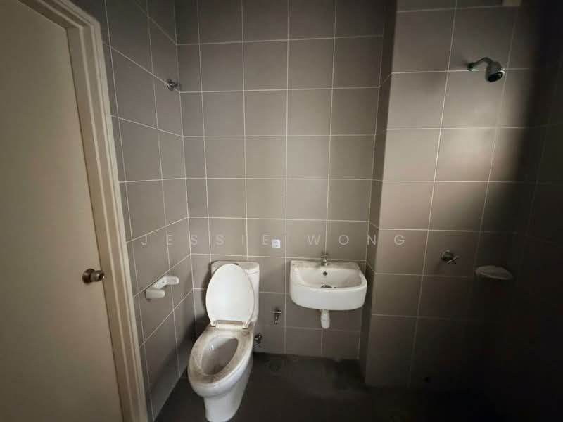 Rumah Teres 2 Tingkat untuk Dijual di M Residence 2 (Rawang) - Jessie Wong - Bathroom - PropertyGuru.com.my