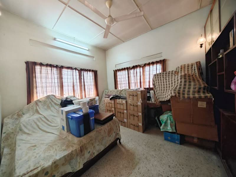 Bungalow for Sale in New Pasir Puteh (Ipoh) - YY Cheah - Living Room - PropertyGuru.com.my