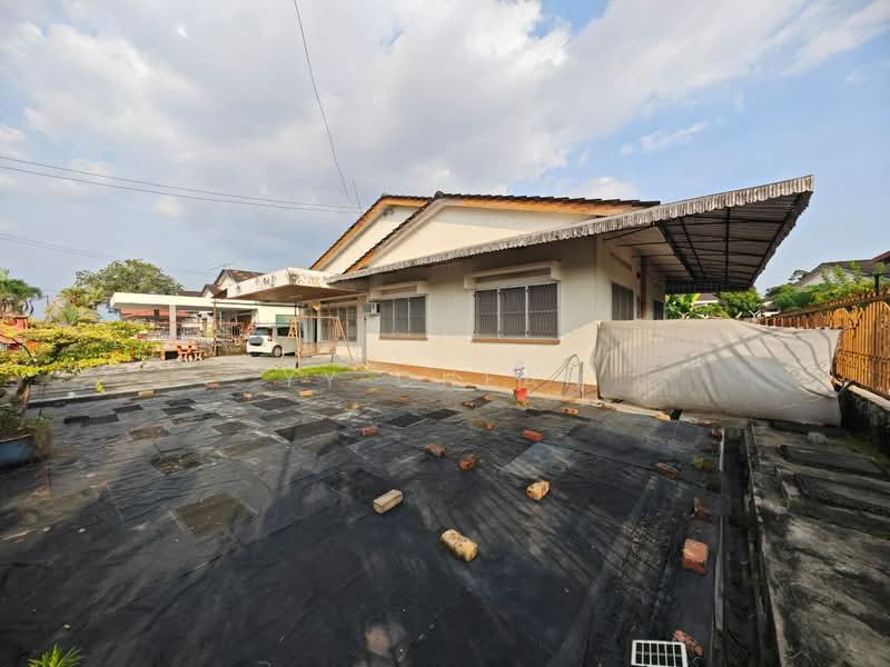 Bungalow for Sale in New Pasir Puteh (Ipoh) - YY Cheah - Exterior - PropertyGuru.com.my