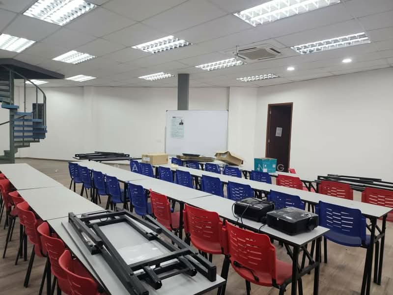 Shop for Sale in Taman Bandar Rawang Jaya (Rawang) - Travis Wong - Interior - PropertyGuru.com.my