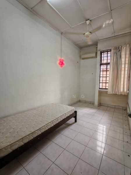 1-storey Terraced House for Rent in Taman Molek (Johor Bahru) - Jim Ng - PropertyGuru.com.my