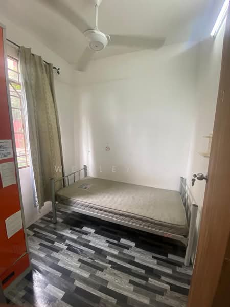 Pangsapuri untuk Dijual di Mentari Court - Wesley Fu - Bedroom - PropertyGuru.com.my