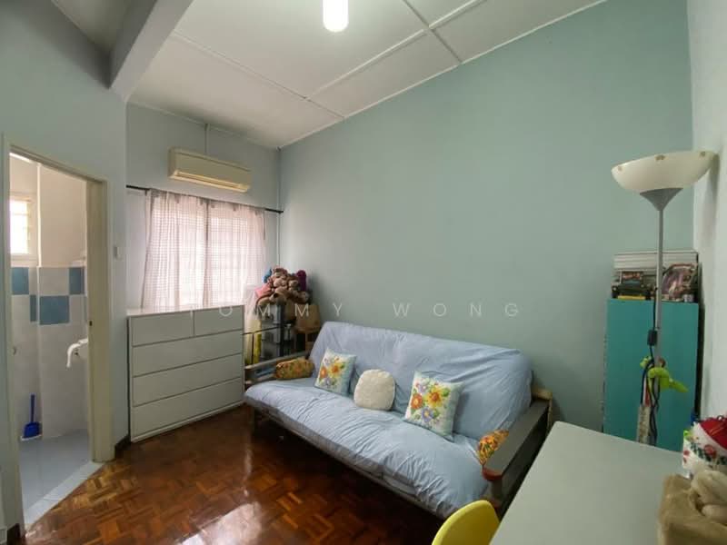 2-storey Terraced House for Sale in Balakong (Selangor) - Tommy Wong - Living Room - PropertyGuru.com.my