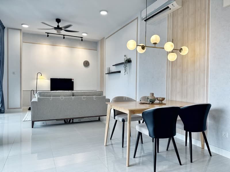 Kondominium untuk Dijual di One Cochrane Residence - Joyce Choong - Living Room - PropertyGuru.com.my