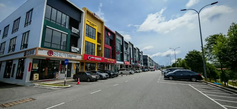 Shop for Rent in Austin Crest (Johor Bahru) - Wee Howe - Exterior - PropertyGuru.com.my