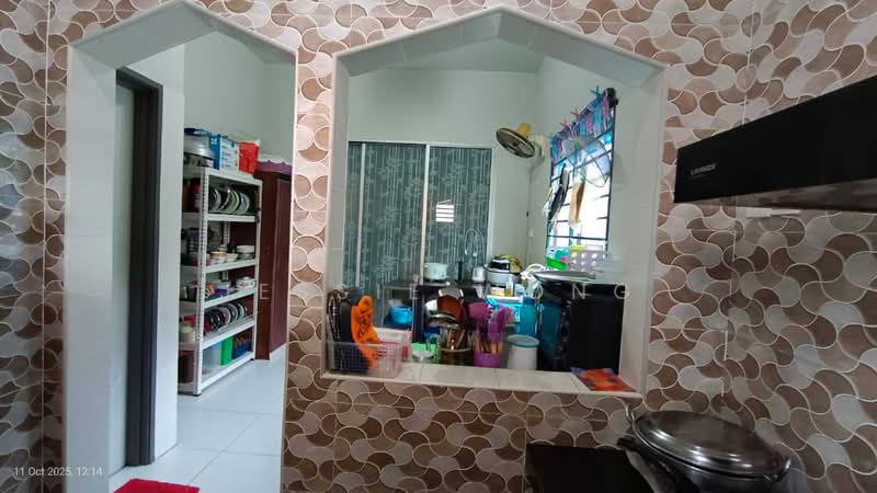 2-storey Terraced House for Sale in Bandar Tasik Puteri (Rawang) - Jessie Wong - Kitchen - PropertyGuru.com.my