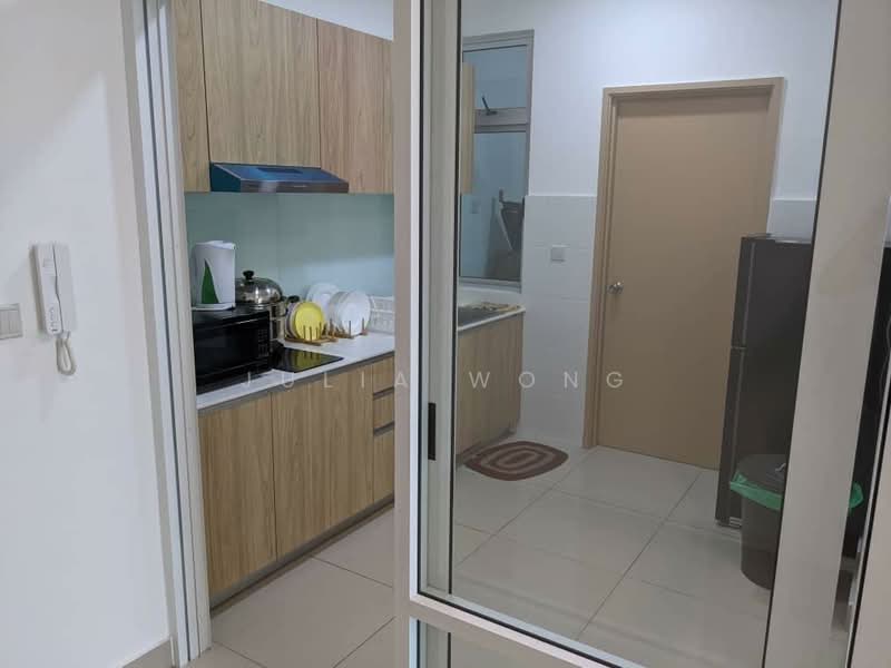 Servis Apartment untuk Disewa di Meridin Bayvue Serviced Apartment - Julia Wong - Kitchen - PropertyGuru.com.my