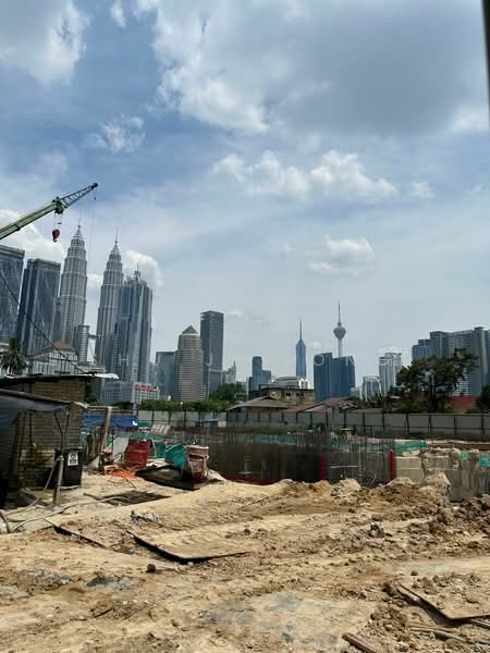 Rumah Teres untuk Dijual di Sungai Besi (Kuala Lumpur) - Shu Ji Kong - Exterior - PropertyGuru.com.my