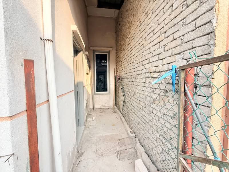 1-storey Terraced House for Sale in Bandar Mahkota Banting (Tanjong Duabelas) - Wan Azlan Ahmad - PropertyGuru.com.my