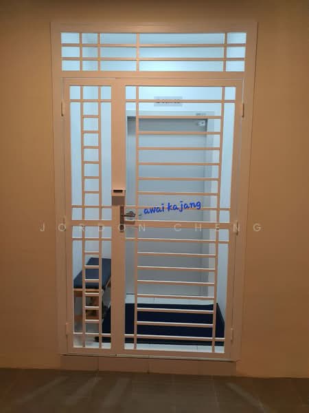 Kondominium untuk Disewa di Residensi Sateria - Jordon Cheng - Entrance - PropertyGuru.com.my