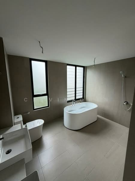 Rumah Teres 3 Tingkat untuk Dijual di Taman Melawati (Ulu Kelang) - calvin Chin - Bathroom - PropertyGuru.com.my