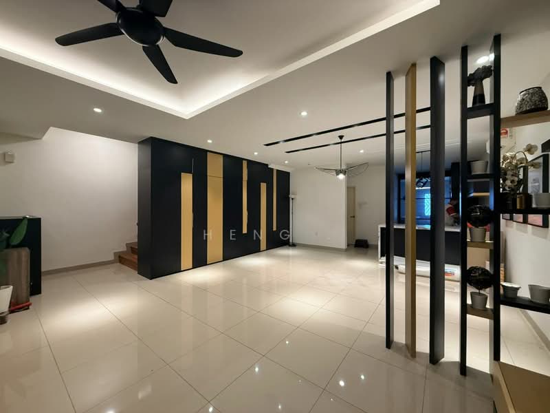 2-storey Terraced House for Rent in Ulu Tiram (Johor) - Heng . - Living Room - PropertyGuru.com.my