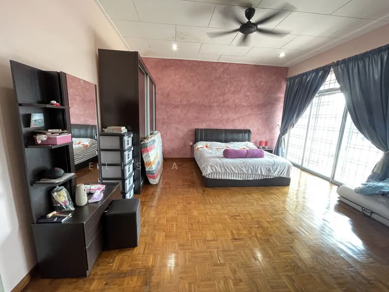 Rumah Berkembar untuk Dijual di Taman Puteri Wangsa (Ulu Tiram) - Elissa Chong - Bedroom - PropertyGuru.com.my