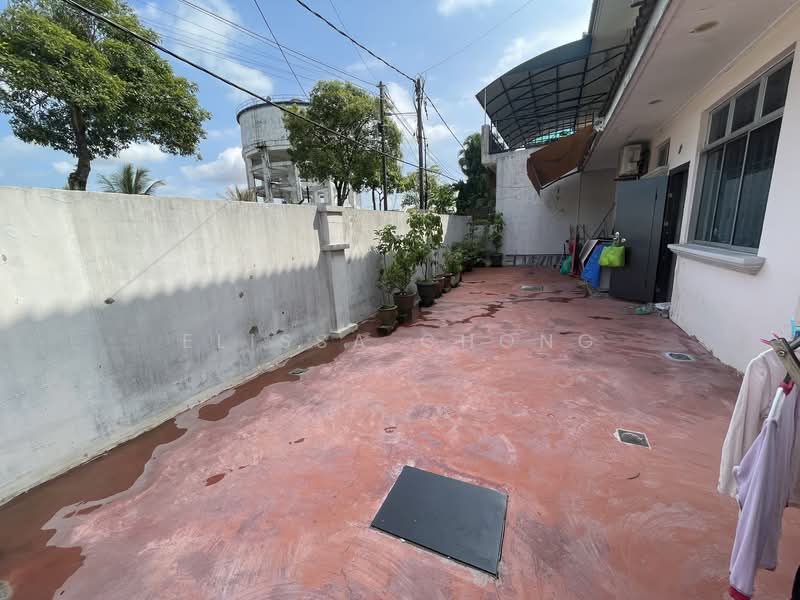 Rumah Berkembar untuk Dijual di Taman Puteri Wangsa (Ulu Tiram) - Elissa Chong - Exterior - PropertyGuru.com.my