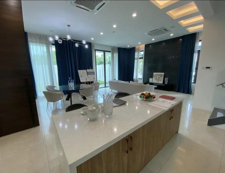 3-storey Terraced House for Sale in Elmina (Shah Alam) - Victor Ong - Living Room - PropertyGuru.com.my