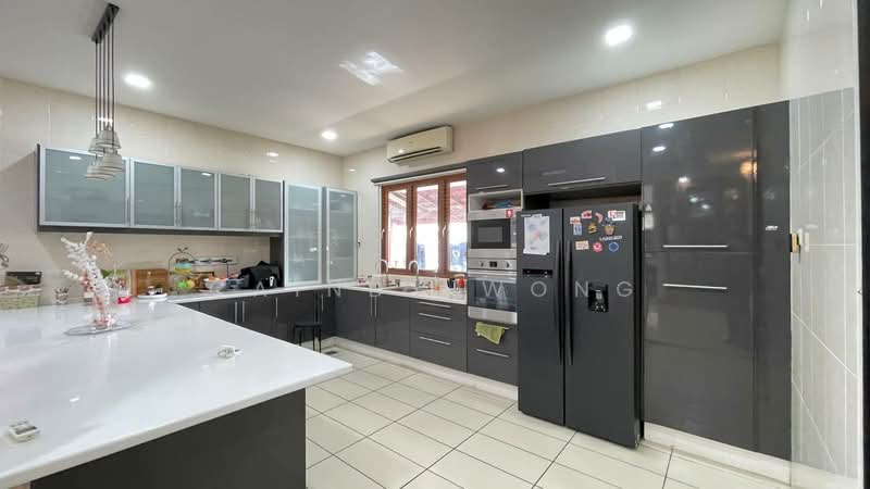 Rumah Banglo untuk Dijual di Damansara Idaman (Petaling Jaya) - Caindy Wong - Kitchen - PropertyGuru.com.my