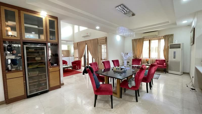 Rumah Banglo untuk Dijual di Damansara Idaman (Petaling Jaya) - Caindy Wong - Dining Room - PropertyGuru.com.my