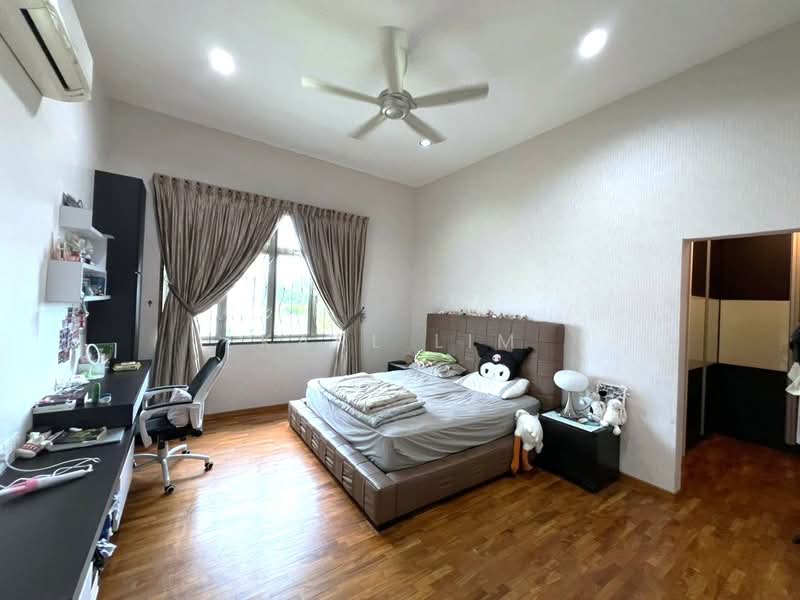 Bungalow for Sale in Permas Jaya (Johor Bahru) - Karl Lim - Bedroom - PropertyGuru.com.my