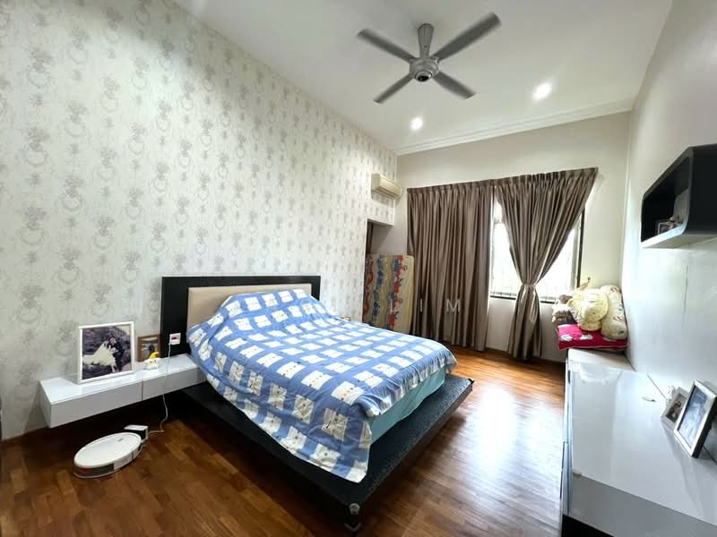Bungalow for Sale in Permas Jaya (Johor Bahru) - Karl Lim - Bedroom - PropertyGuru.com.my