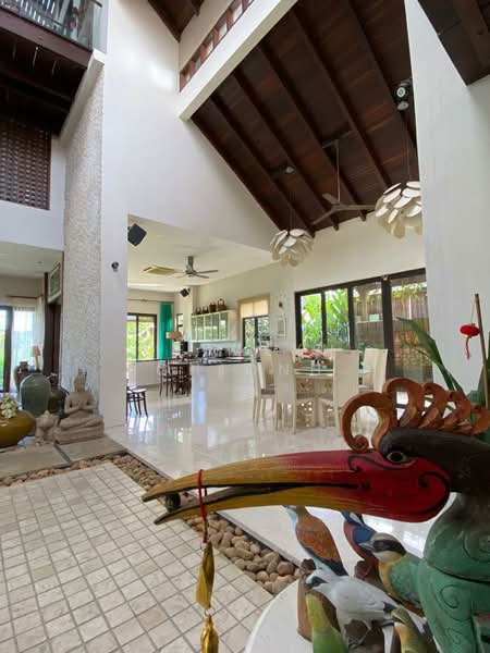 Rumah Banglo untuk Dijual di Petaling Jaya (Selangor) - Geralyn Chionh - Living Room - PropertyGuru.com.my