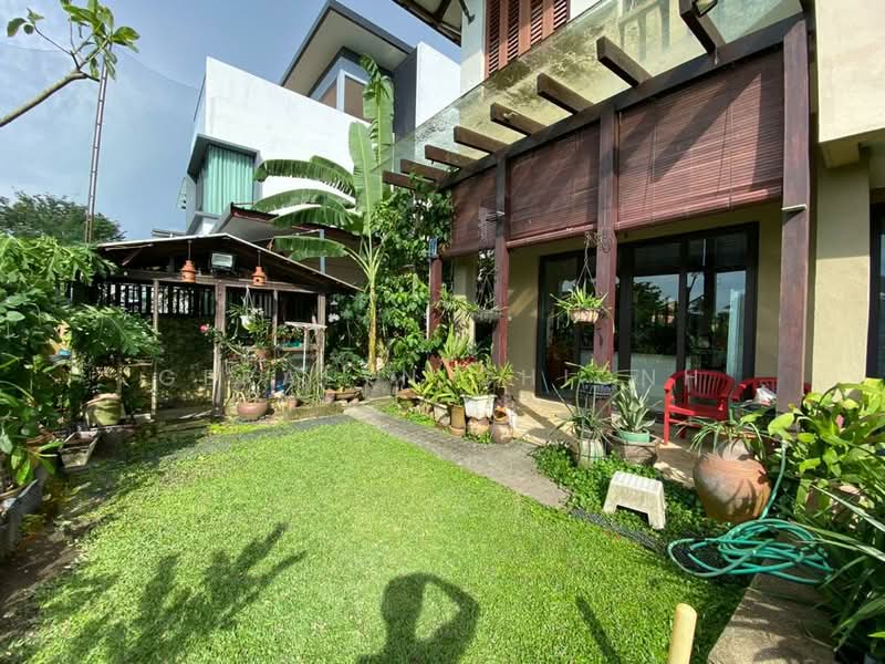 Rumah Banglo untuk Dijual di Petaling Jaya (Selangor) - Geralyn Chionh - Exterior - PropertyGuru.com.my