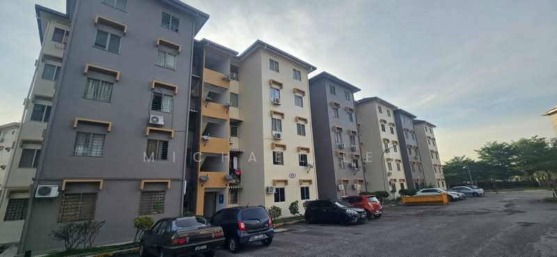 Pangsapuri untuk Dijual di Subang Perdana Goodyear Court 5 - Michael Lee - Exterior - PropertyGuru.com.my