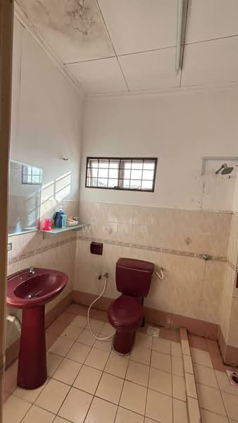 2-storey Terraced House for Sale in Bandar Tun Hussein Onn (Cheras) - Tommy Wong - Bathroom - PropertyGuru.com.my